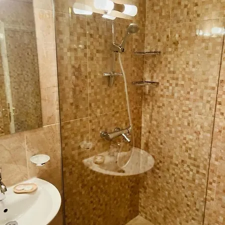 Esteban Complex Private Apartament Suuny Апартамент *