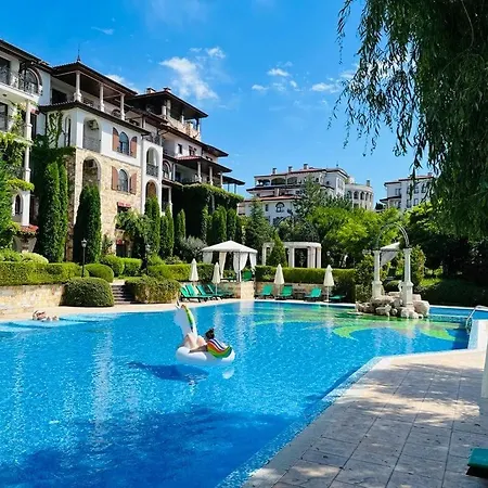 Апартамент Esteban Complex Private Apartament Suuny Несебър