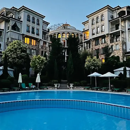 Апартамент Esteban Complex Private Apartament Suuny Несебър